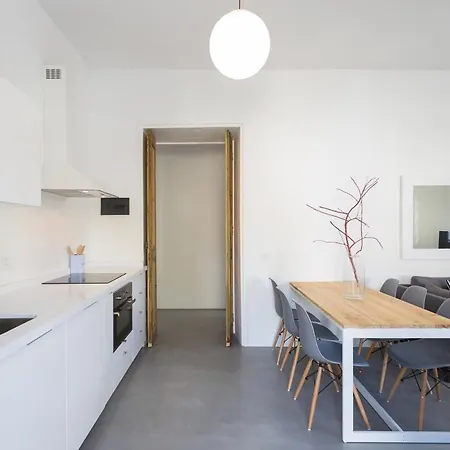 Sleeps 6 With Pool And Wifi * Guaza